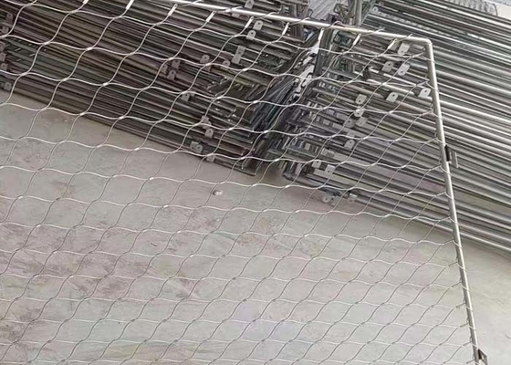 Приостанавливанные веревочка нержавеющей стали безопасности ловя сетью гибкость и превосходный