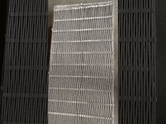 Сетка с наконечниками в бесшовных наконечниках